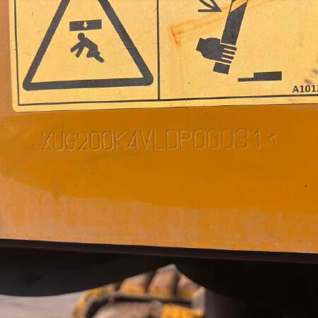 徐工XM200KII铣刨机