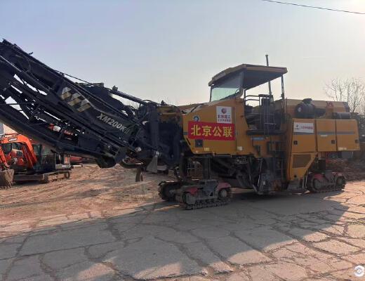 徐工XM200KII铣刨机