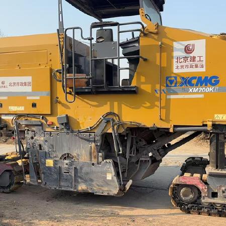 徐工XM200KII铣刨机