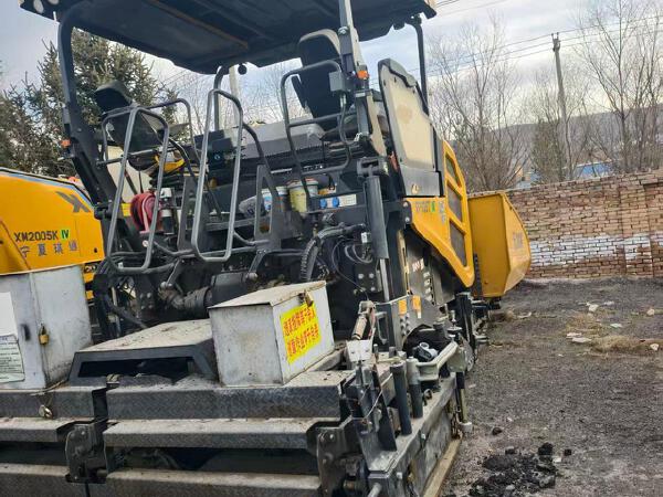 徐工RP905TIV攤鋪機