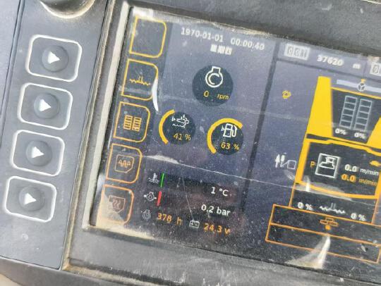 徐工RP905TIV摊铺机