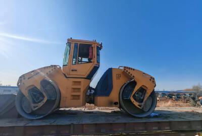 徐工XD133C双钢轮压路机