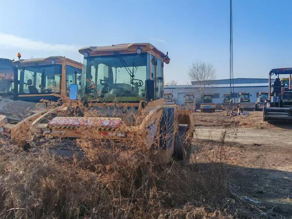 徐工XD133C双钢轮压路机