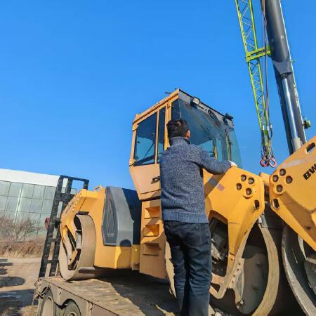 徐工XD133C双钢轮压路机