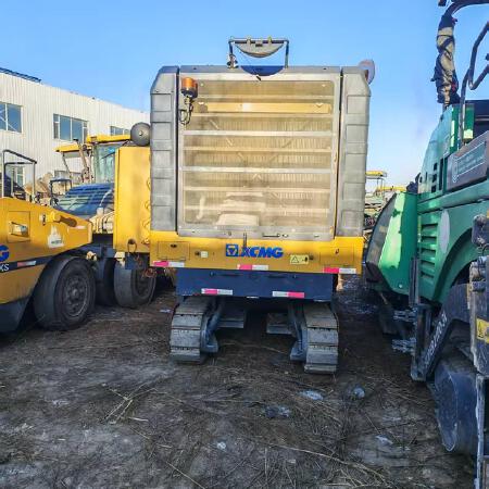 徐工XM200K铣刨机