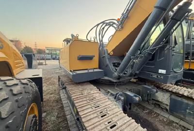 徐工XE200D履带式挖掘机