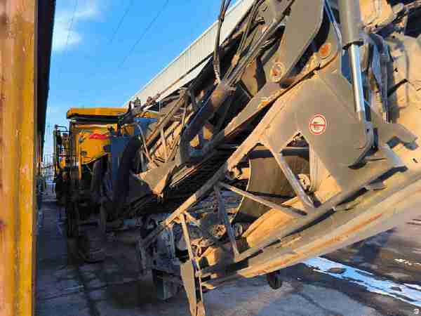 徐工XM200KII铣刨机