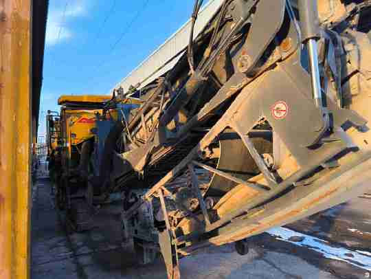 徐工XM200KII铣刨机