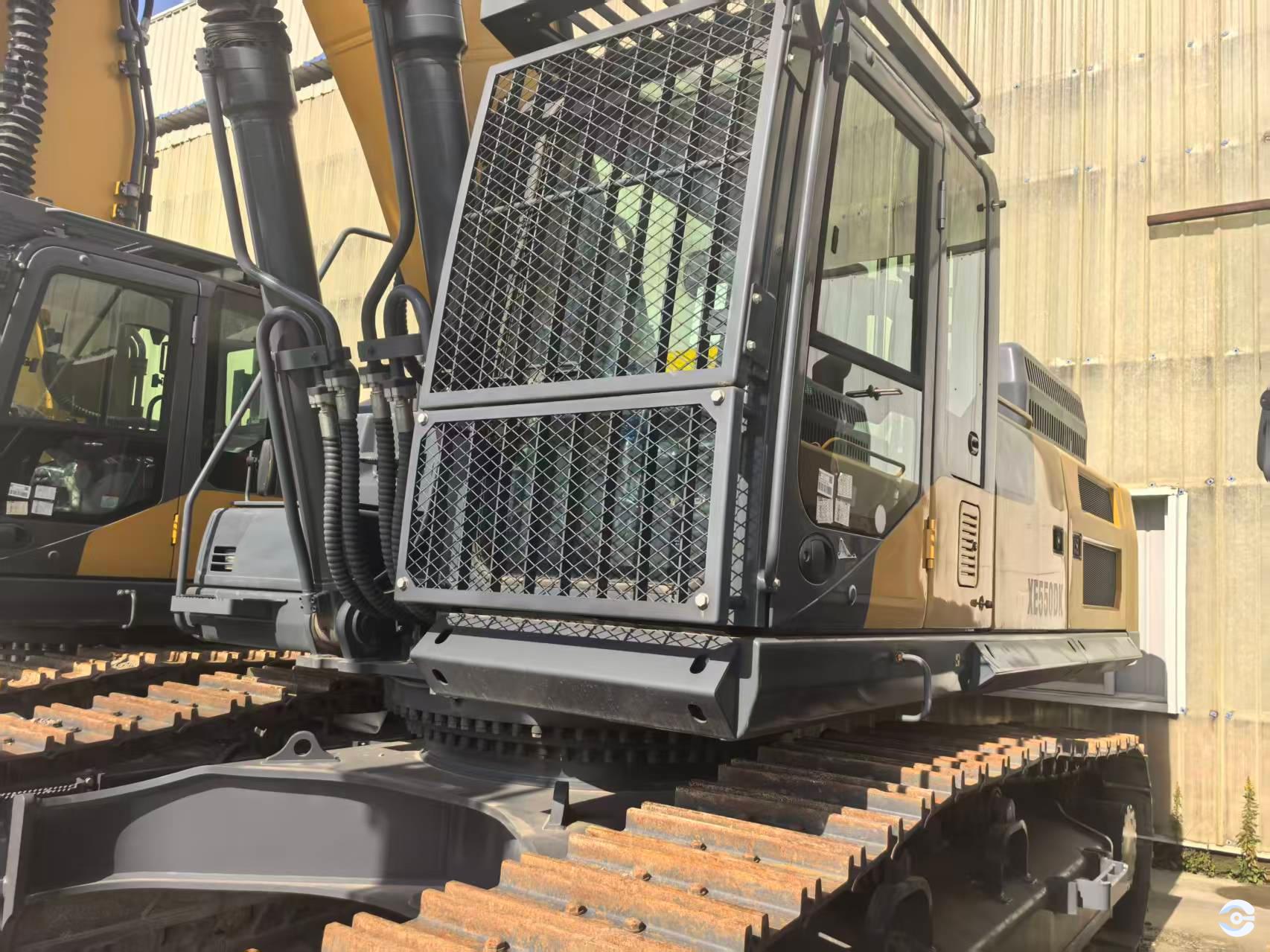 徐工XE550DK履带式挖掘机