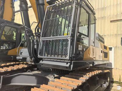 徐工XE550DK履带式挖掘机