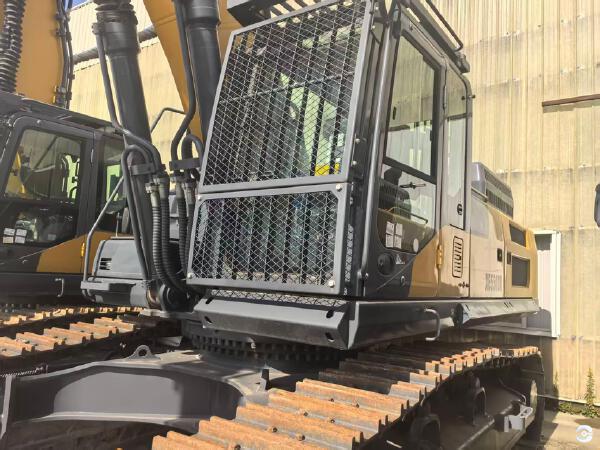 徐工XE550DK履带式挖掘机