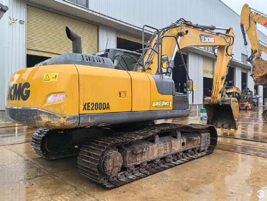 徐工XE200DA履带式挖掘机