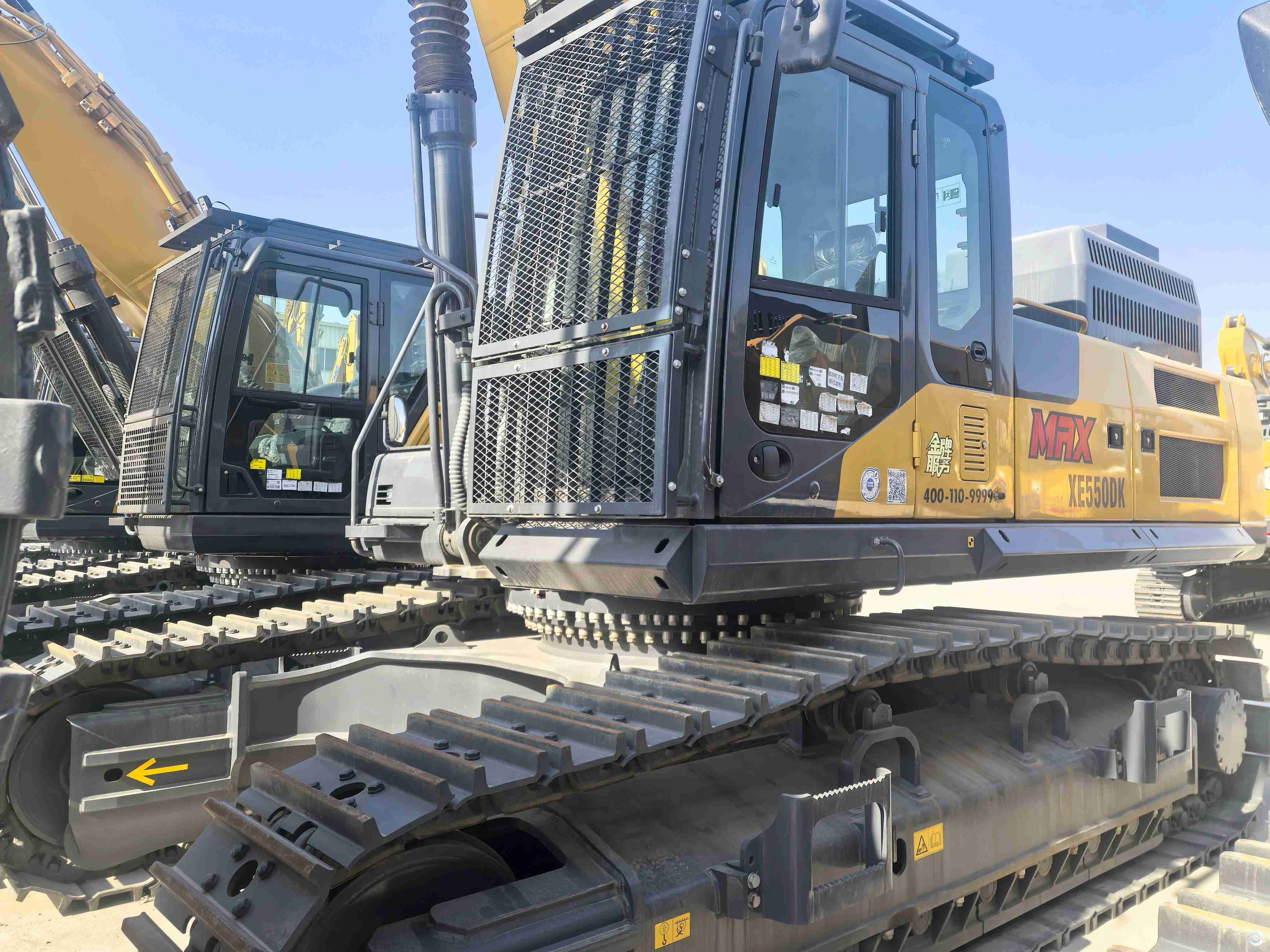 徐工XE550DK履带式挖掘机