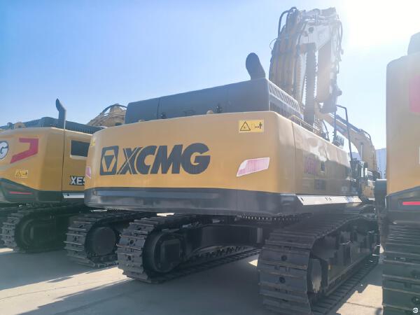 徐工XE550DK履带式挖掘机