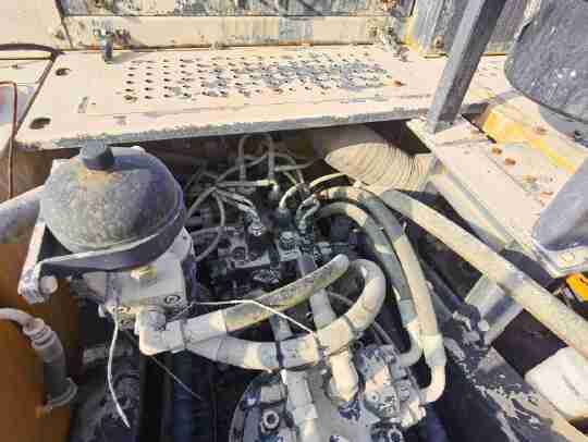 徐工XE550DK履带式挖掘机