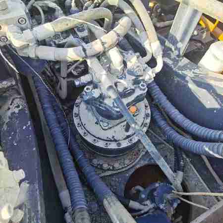 徐工XE550DK履带式挖掘机