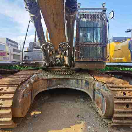 徐工XE550DK履带式挖掘机