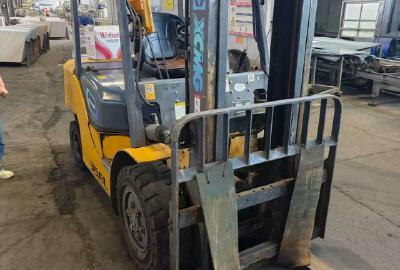 徐工XCB-L35電動平衡重叉車3.5噸電動叉車