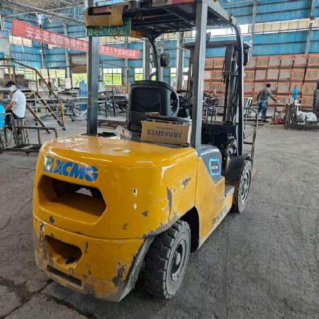 徐工XCB-L35电动平衡重叉车3.5吨电动叉车