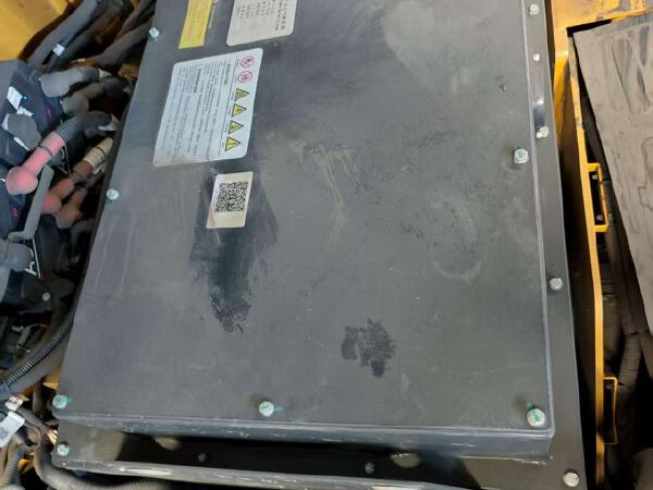 徐工XCB-L35電動平衡重叉車3.5噸電動叉車