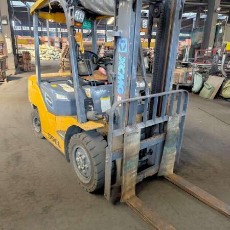 徐工XCB-L35电动平衡重叉车3.5吨电动叉车