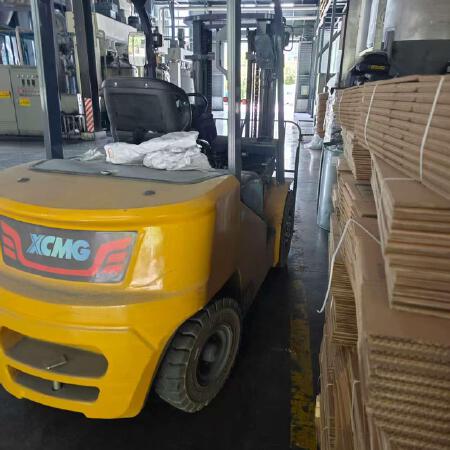 徐工XVB30-EL6-C电动平衡重叉车