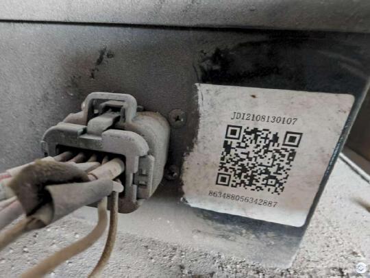 徐工XCB-L30電動平衡重叉車