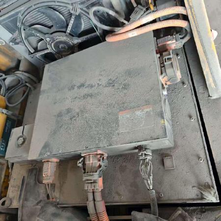 徐工XCB-L30电动平衡重叉车