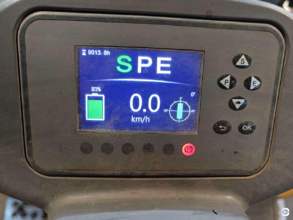 徐工XCB-L35電動平衡重叉車3.5噸電動叉車