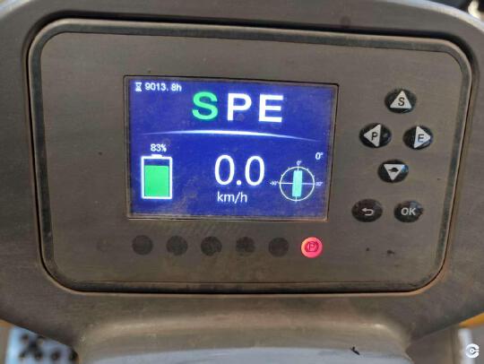 徐工XCB-L35電動平衡重叉車3.5噸電動叉車