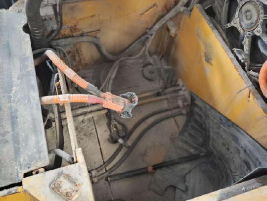 徐工XCB-L30電動(dòng)平衡重叉車