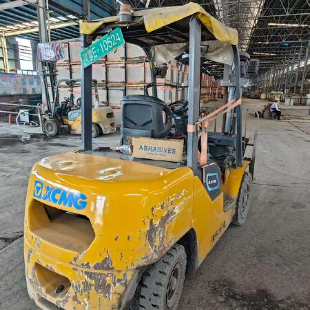 徐工XCB-L35电动平衡重叉车3.5吨电动叉车