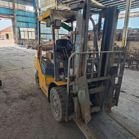 徐工XCB-L35电动平衡重叉车3.5吨电动叉车