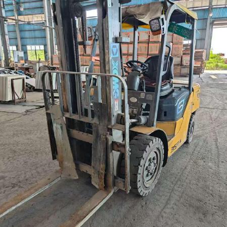 徐工XCB-L35电动平衡重叉车3.5吨电动叉车