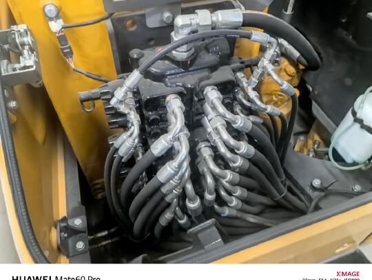 徐工XE60GA履带式挖掘机