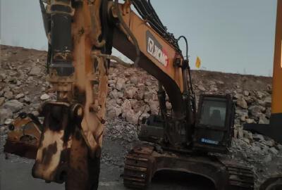 徐工XE500DK履带式挖掘机