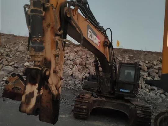 徐工XE500DK履带式挖掘机