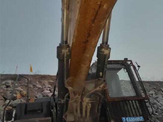 徐工XE500DK履带式挖掘机