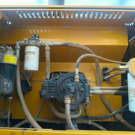 徐工XE380DK履带式挖掘机