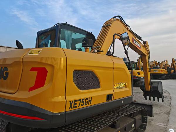 徐工XE75GH履带式挖掘机