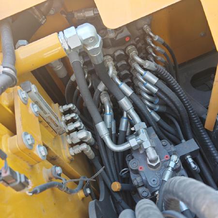 徐工XE75GH履带式挖掘机