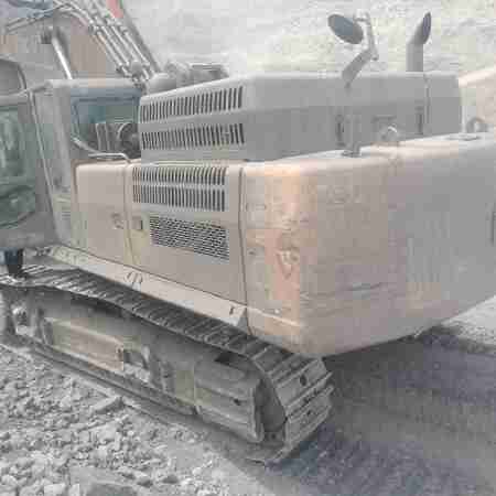 徐工XE500DK履带式挖掘机