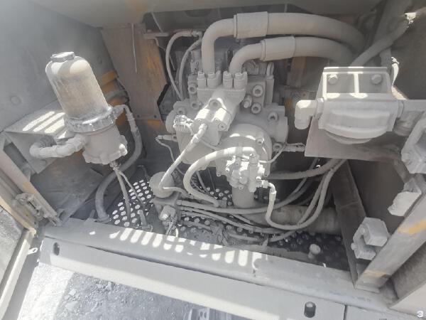 徐工XE500DK履带式挖掘机