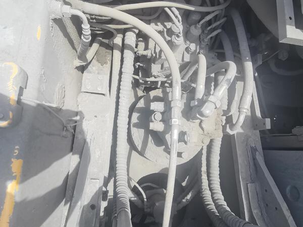 徐工XE500DK履带式挖掘机