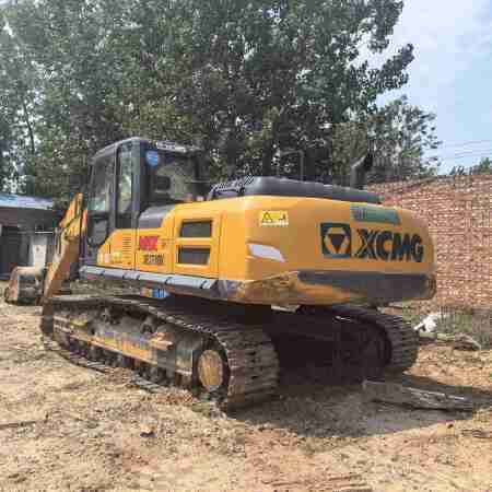 徐工XE270DK履带式挖掘机