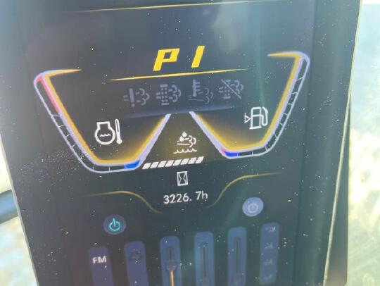 徐工XE245GH履带式挖掘机