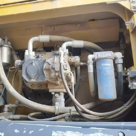 徐工XE600DKMAX履带式挖掘机