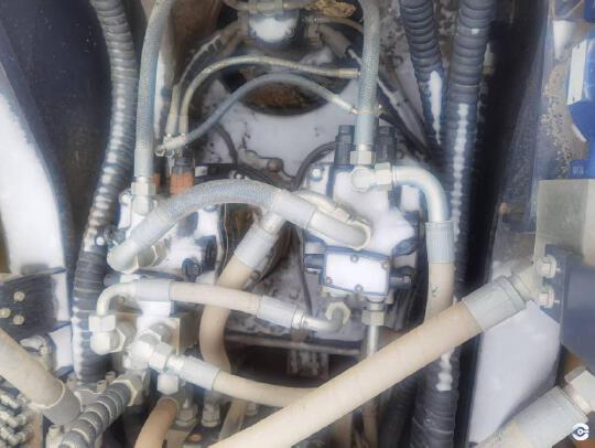 徐工XE600DKMAX履带式挖掘机