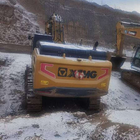 徐工XE600DKMAX履带式挖掘机