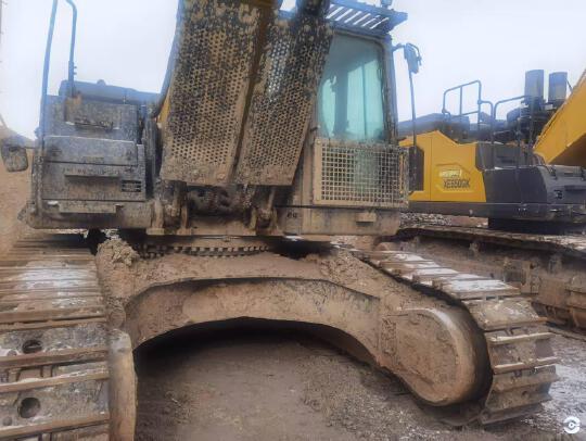 徐工XE600DKMAX履带式挖掘机